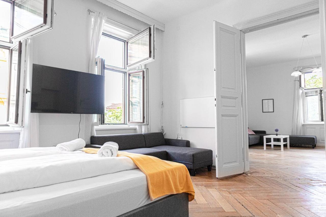 Cozy 2Br Apt. Near Akh Hospital-Ideal For Longstay Виена Екстериор снимка